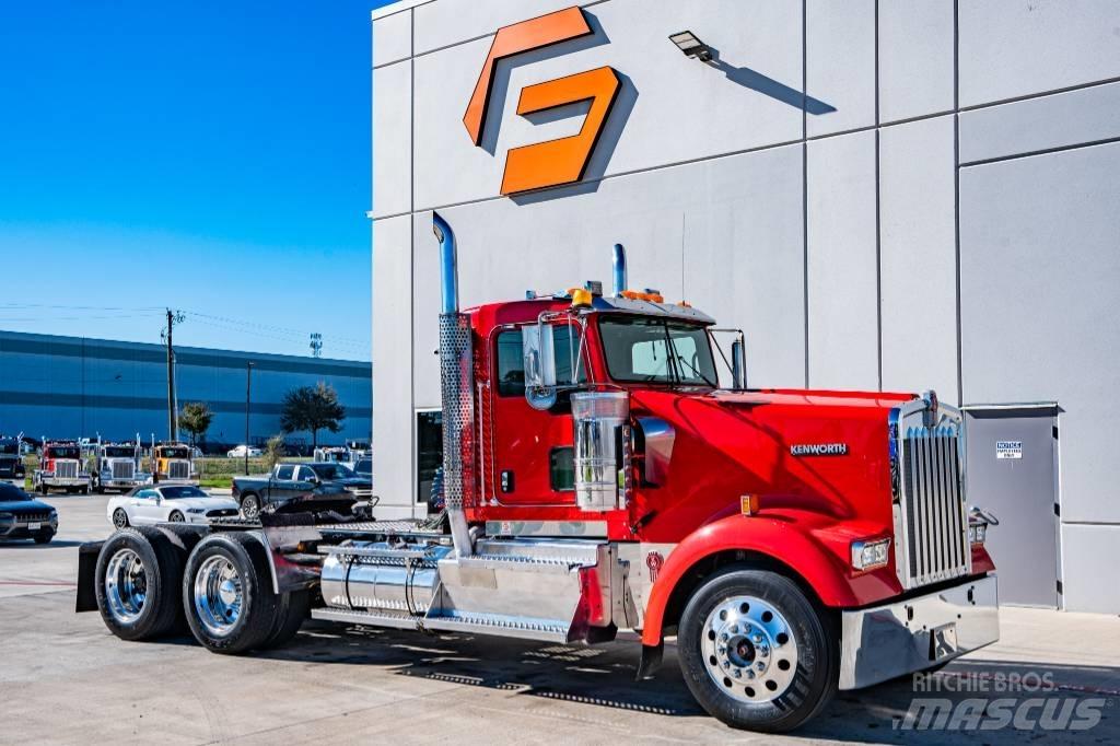 Kenworth W 900 Naudoti vilkikai