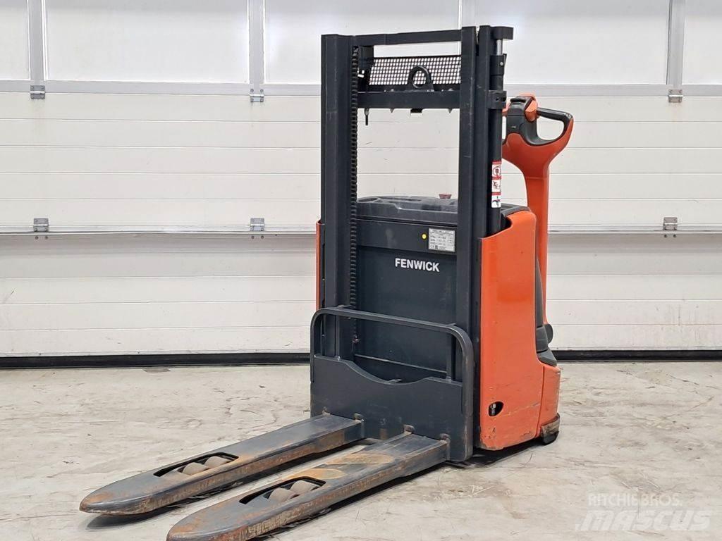 Linde L10 Rankiniai vėžimėliai