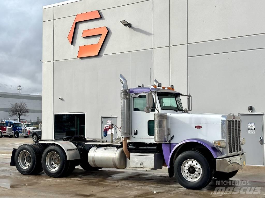 Peterbilt 388 Naudoti vilkikai
