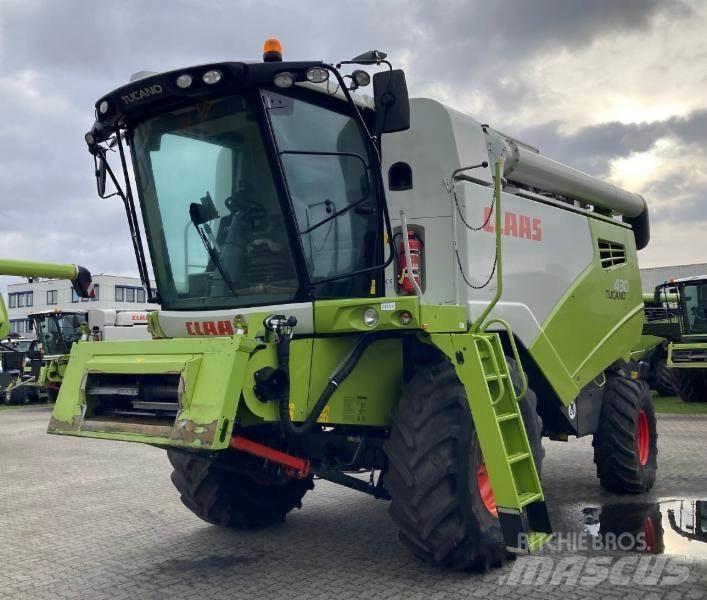 CLAAS TUCANO 430 Derliaus nuėmimo kombainai