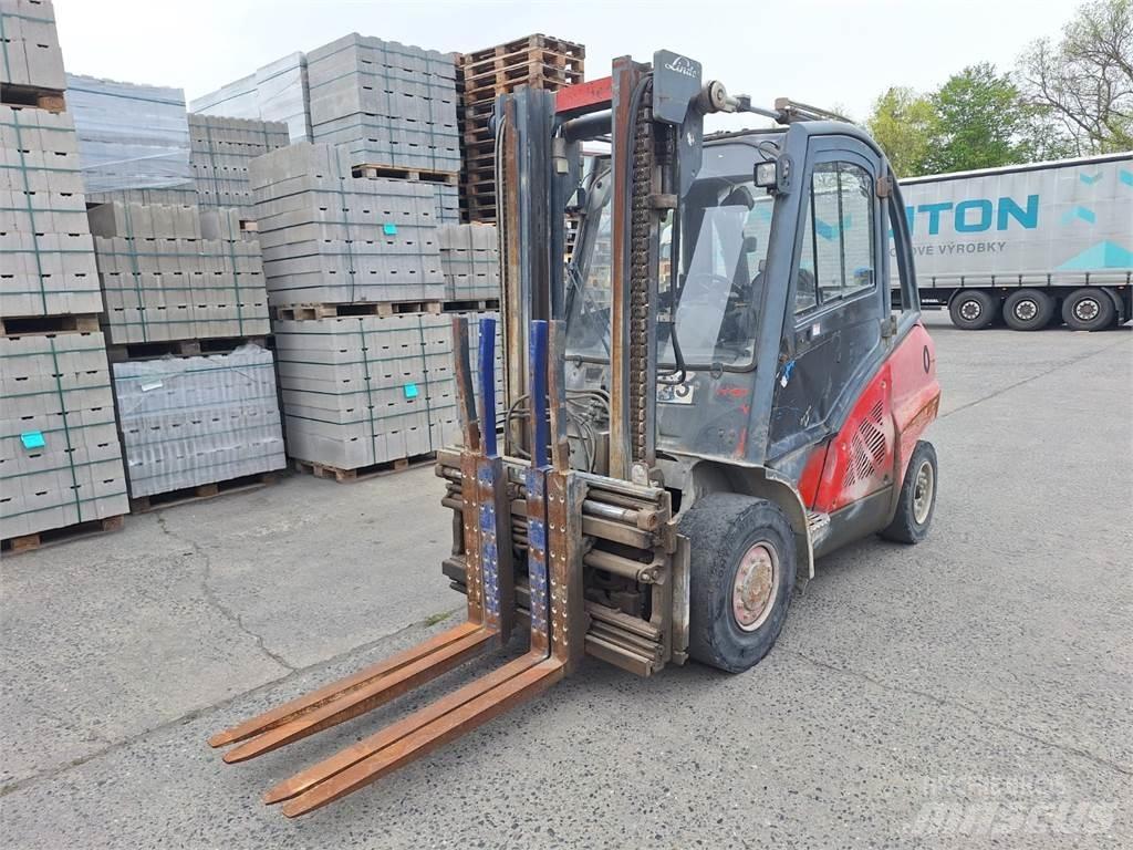 Linde H45D Statyba - Kita