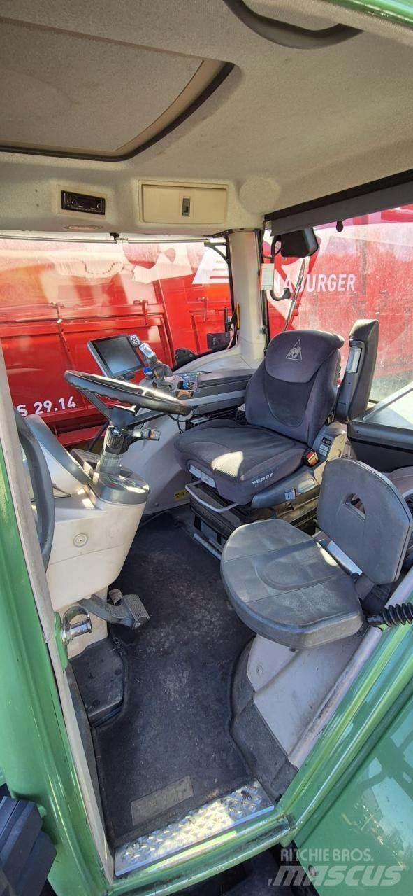 Fendt 828 Vario Traktoriai