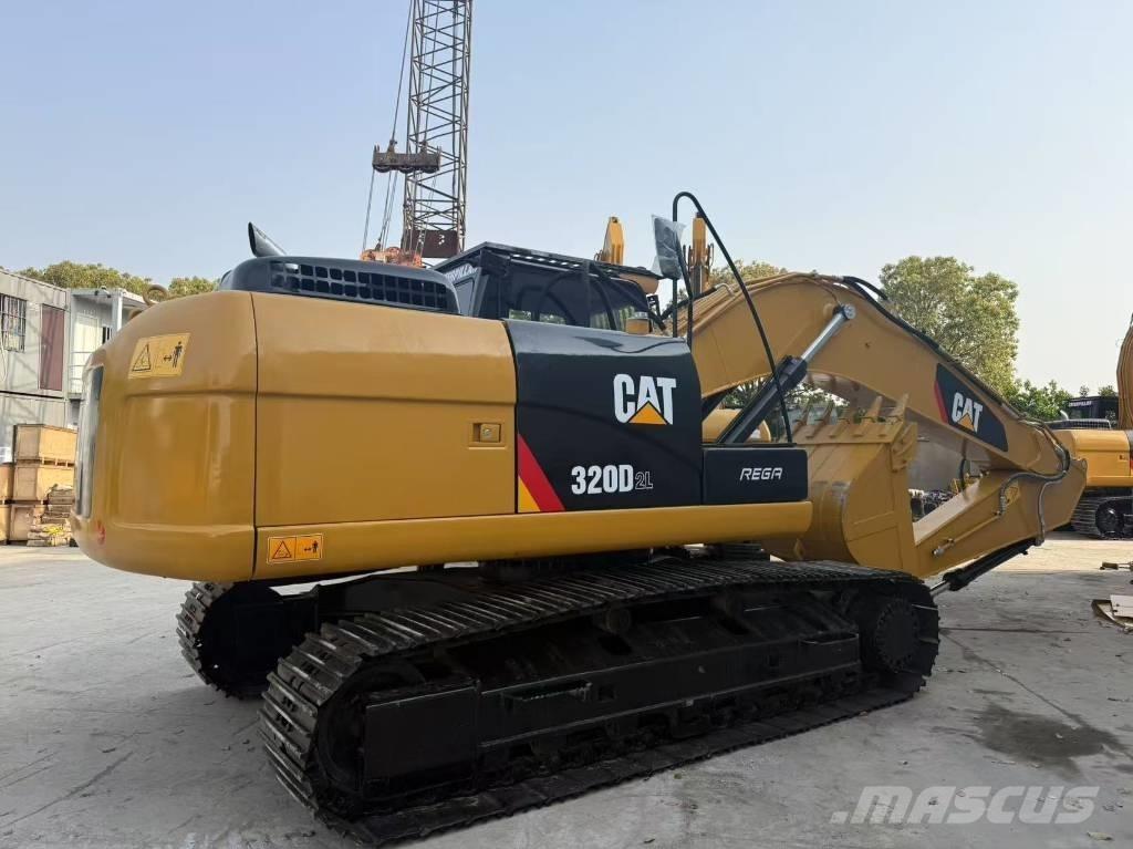 CAT 320d2 Vidutinės galios ekskavatoriai 7-12 t
