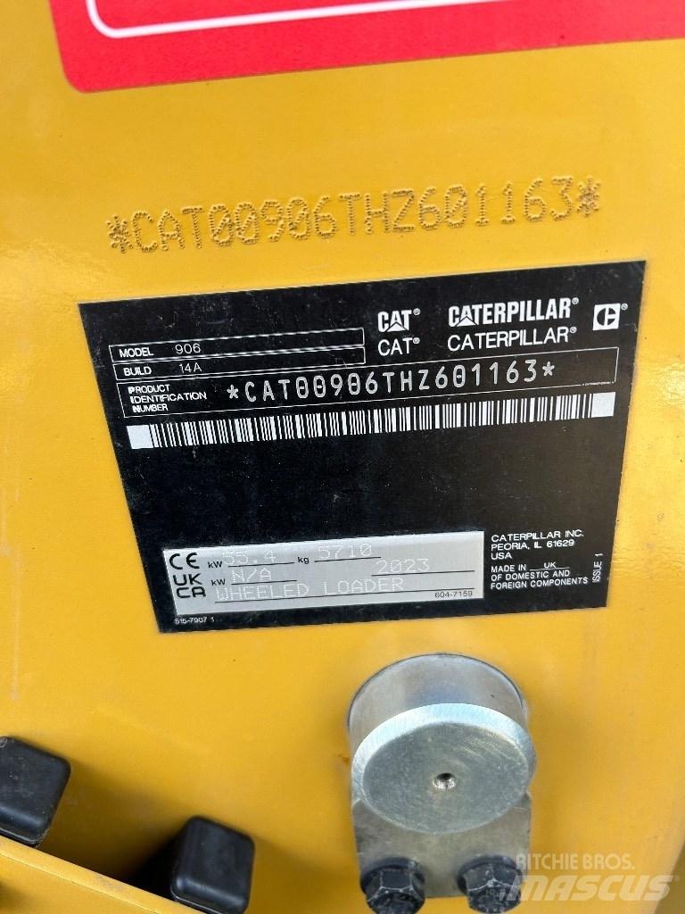CAT 906 Naudoti ratiniai krautuvai