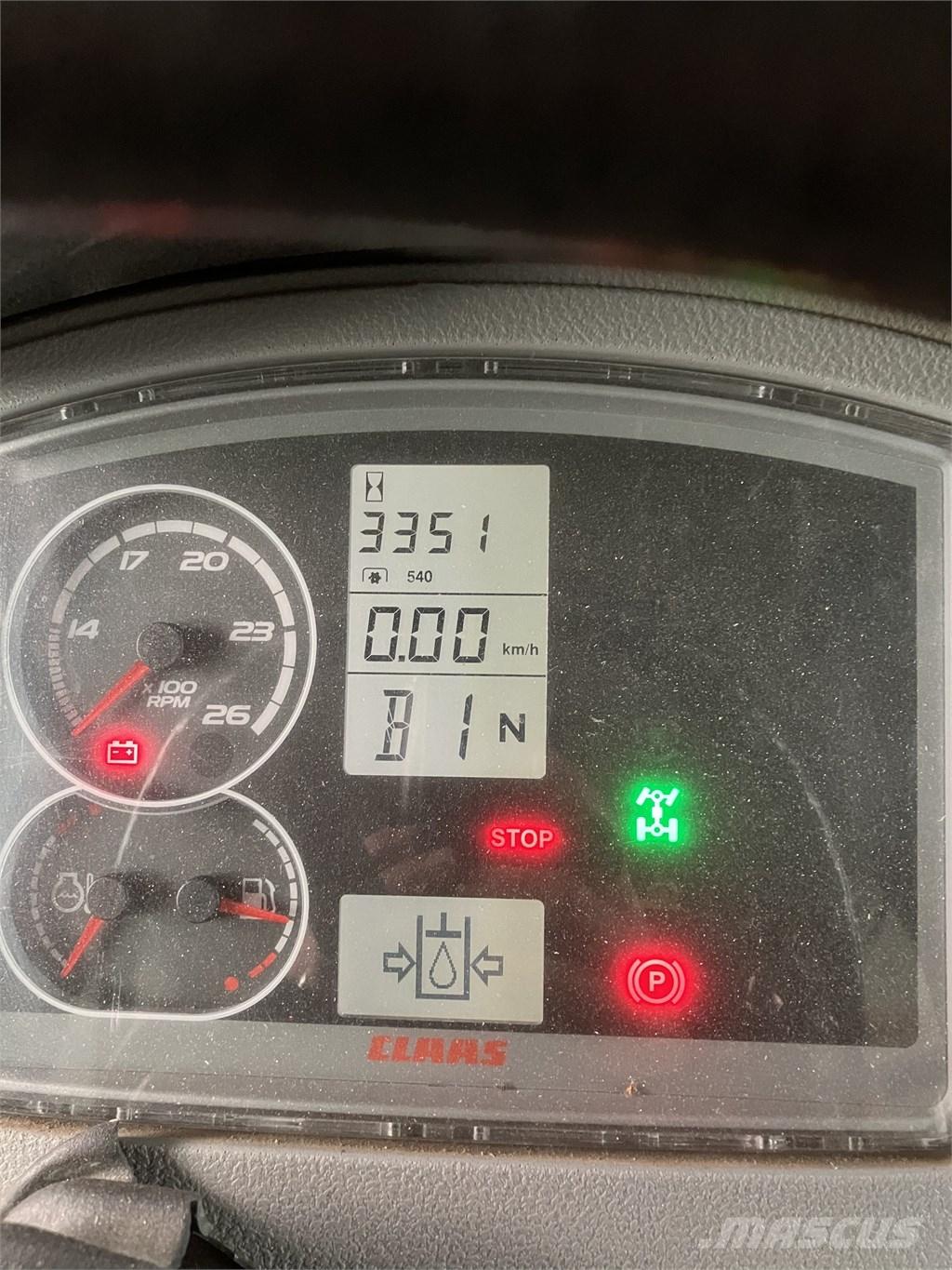 CLAAS Arion 410 Traktoriai