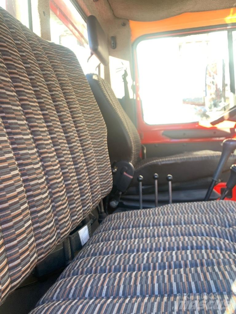 Unimog 1600 Specializuotos paskirties technika