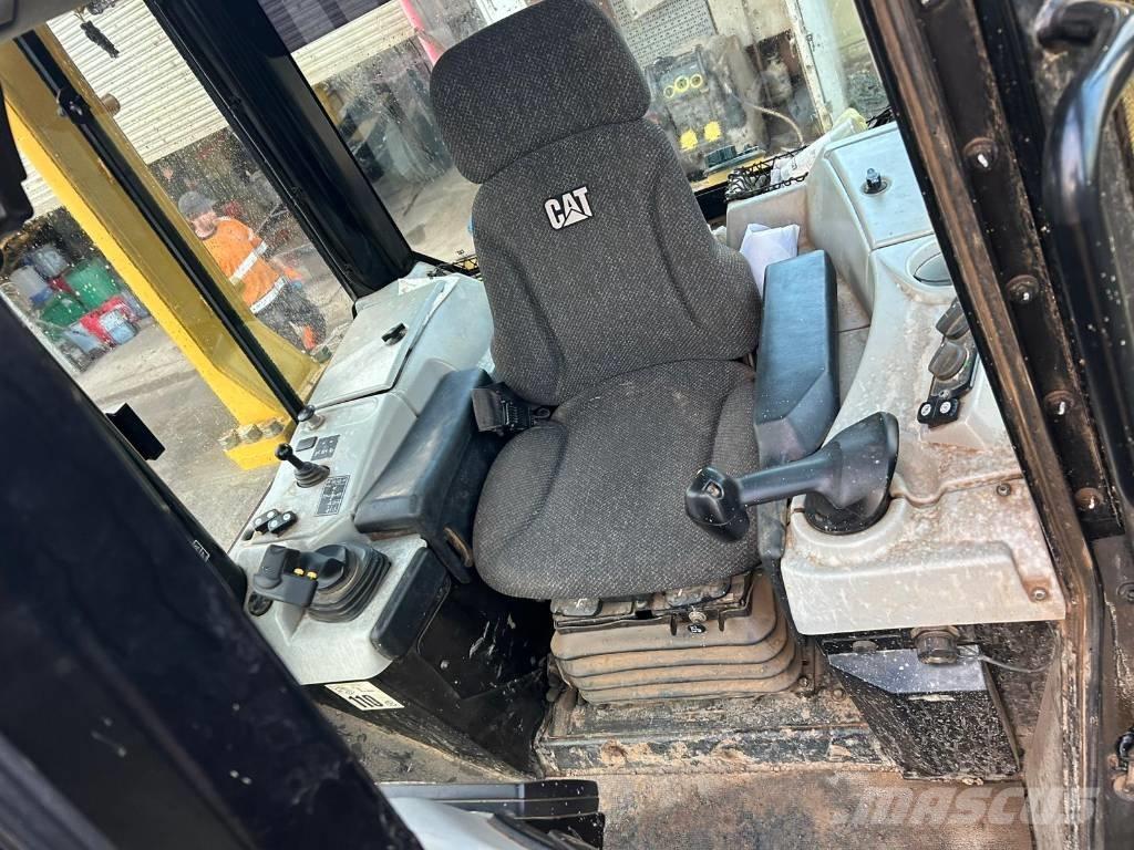 CAT D 6 N LGP Vikšriniai buldozeriai