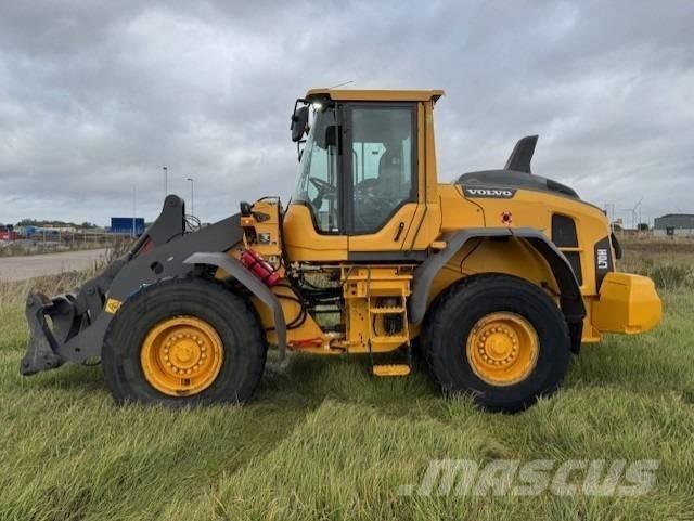 Volvo L 70 H Naudoti ratiniai krautuvai