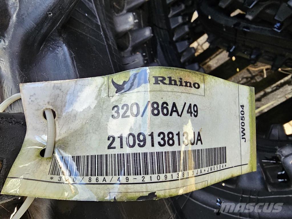 Bobcat T590 Tracks Padangos, ratai ir ratlankiai