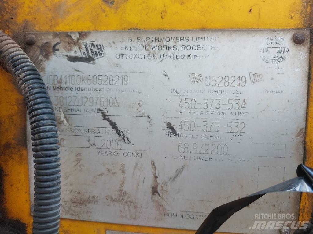 JCB 411 Naudoti ratiniai krautuvai