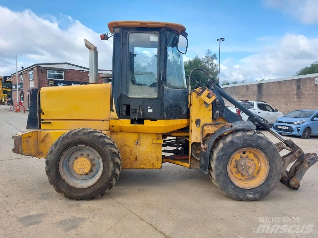 JCB 411 Naudoti ratiniai krautuvai