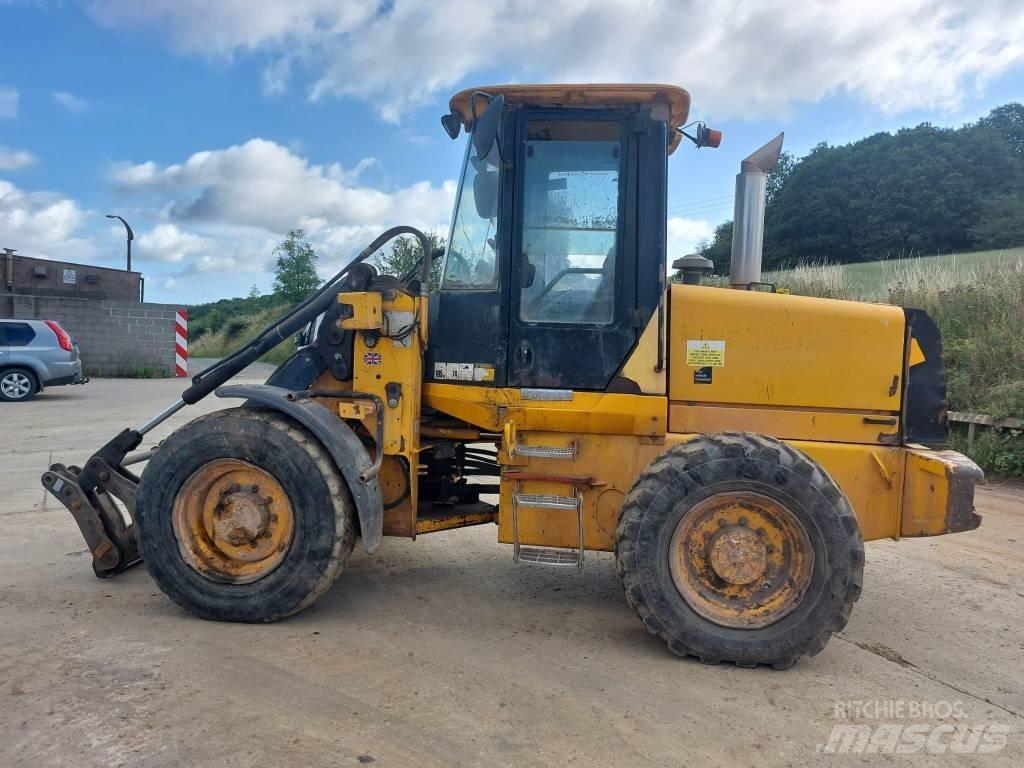 JCB 411 Naudoti ratiniai krautuvai