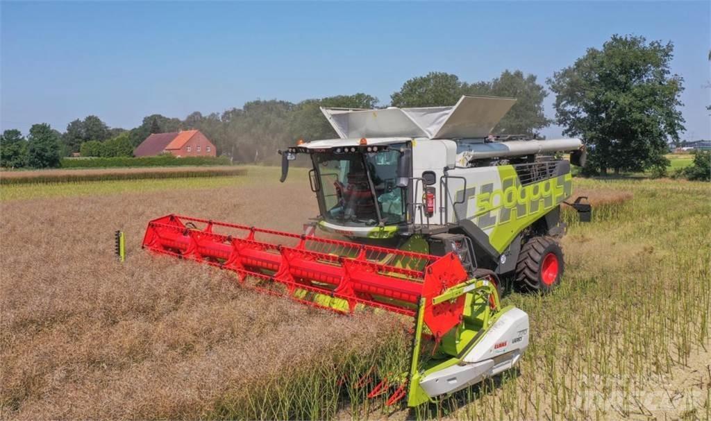 CLAAS Trion 730 TT Derliaus nuėmimo kombainai