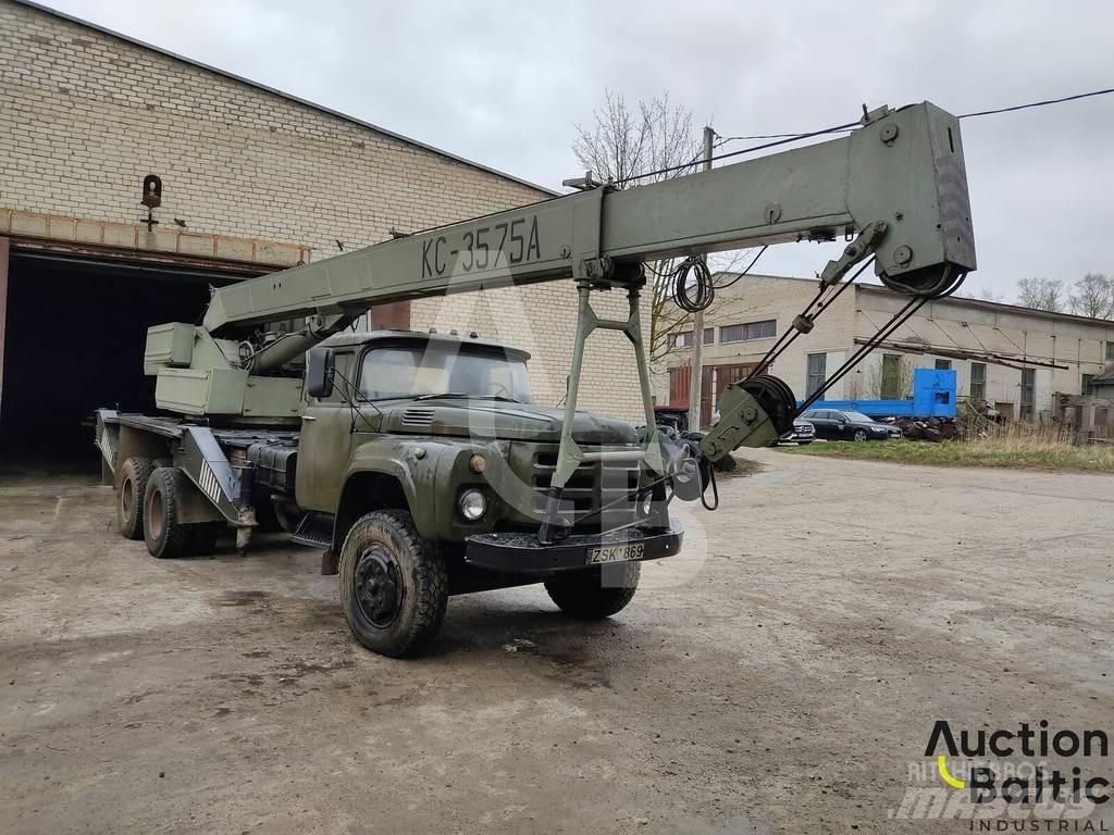ZIL 133 Visureigiai kranai