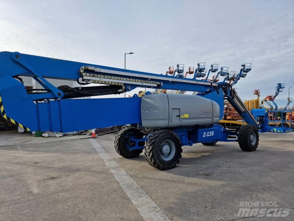 Genie Z 135/70 Alkūniniai keltuvai