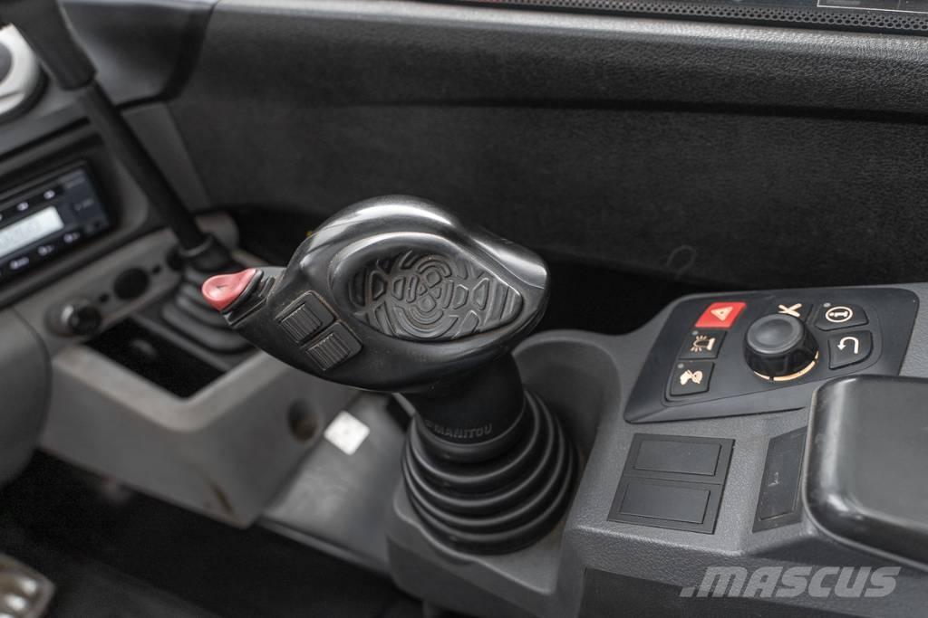 Manitou MLT 630 Teleskopiniai krautuvai