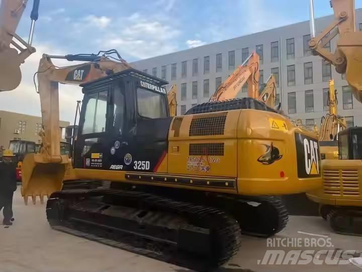 CAT CAT325D Vidutinės galios ekskavatoriai 7-12 t