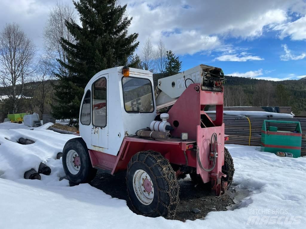 Merlo SM25 Teleskopiniai krautuvai