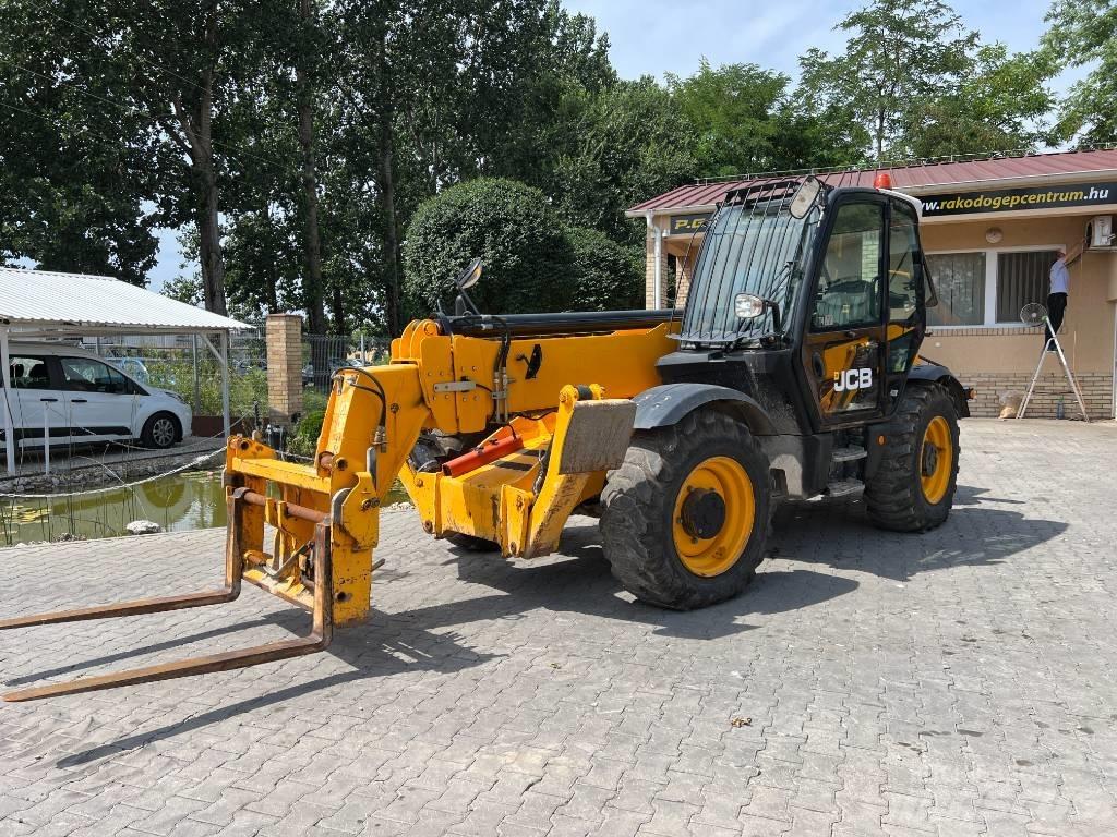JCB 540-140 Teleskopiniai krautuvai