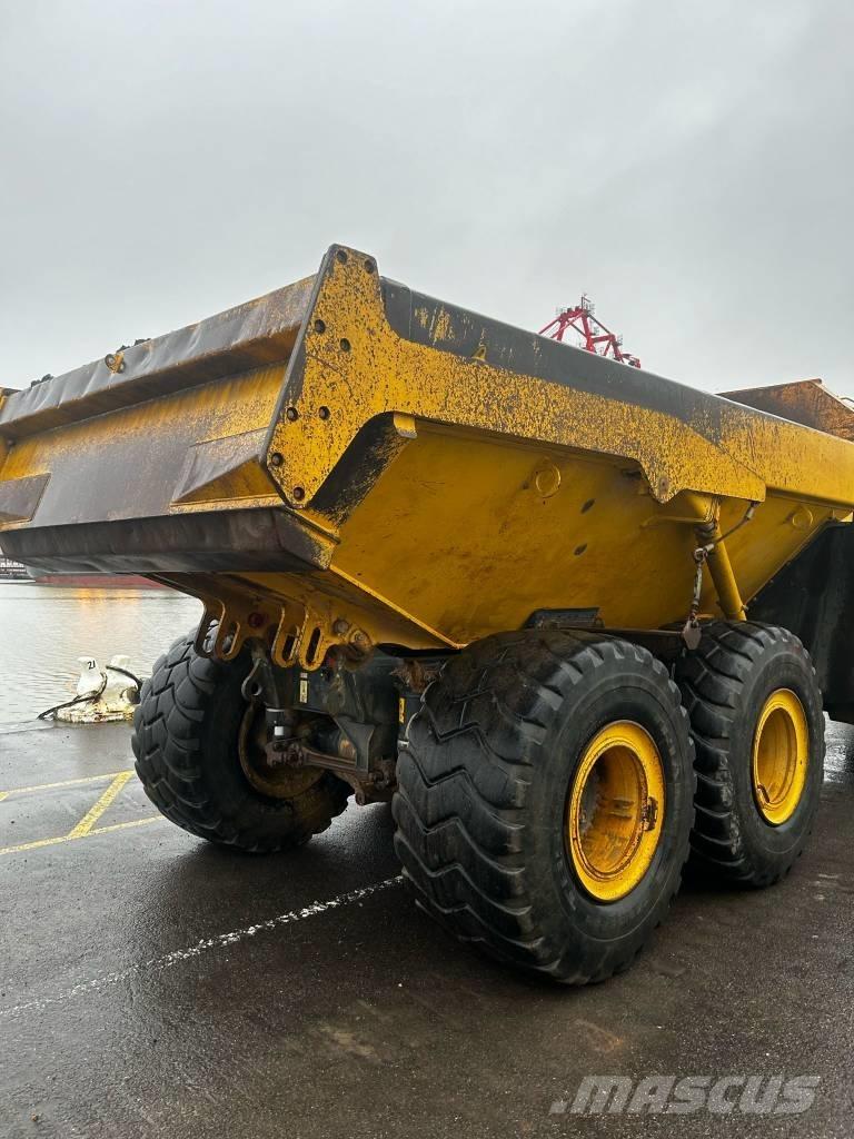 Komatsu HM 300-3 Karjeriniai savivarčiai