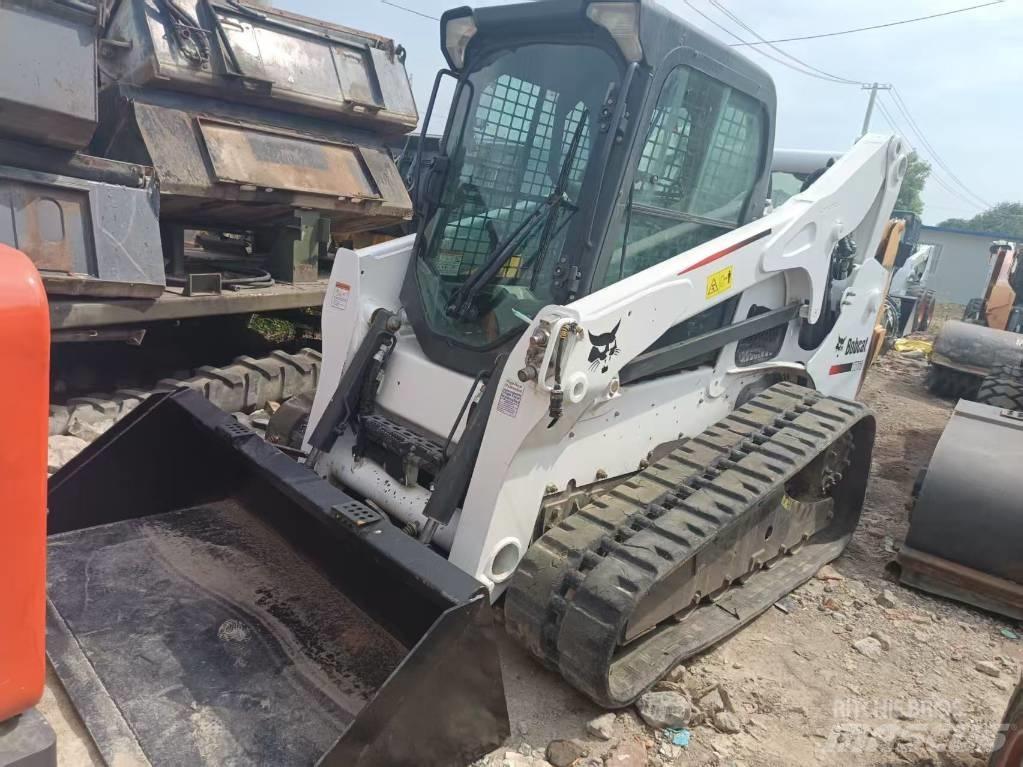 Bobcat T 770 Krautuvai su šoniniu pasukimu