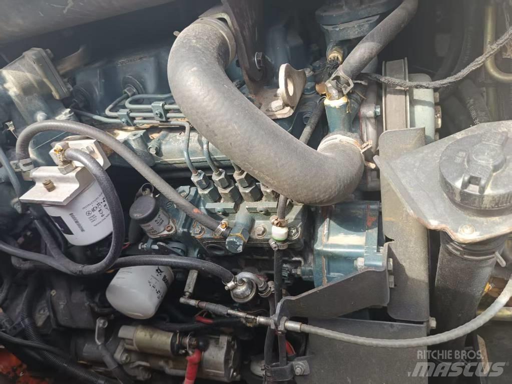 Bobcat T 770 Krautuvai su šoniniu pasukimu