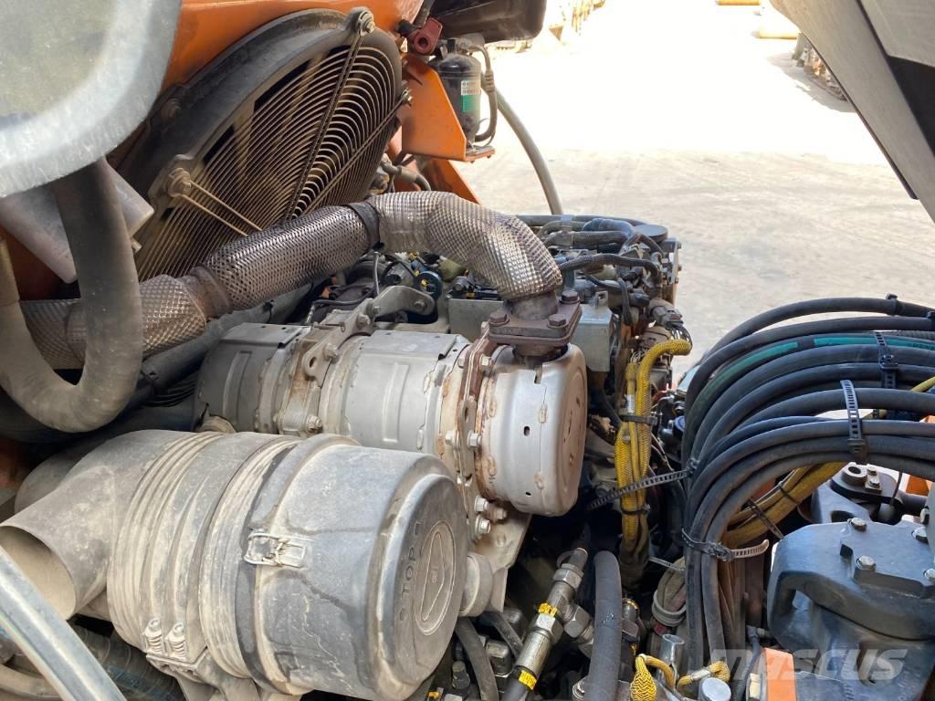 Bomag BW 154 AD-5 Porinių būgnų volai