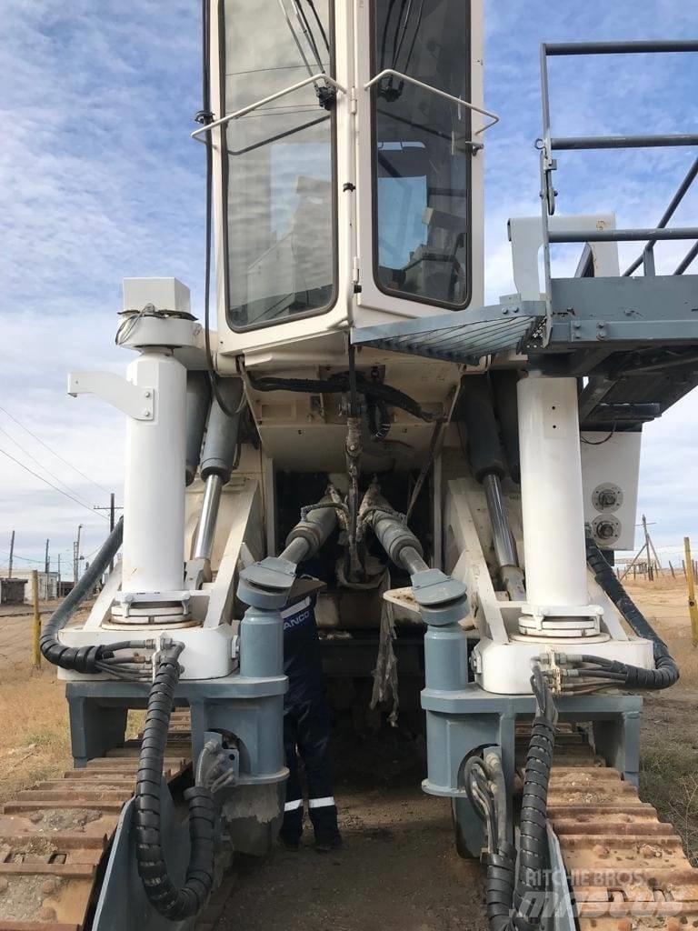Wirtgen W2500SM Kiti kelių tiesimo įrengimai