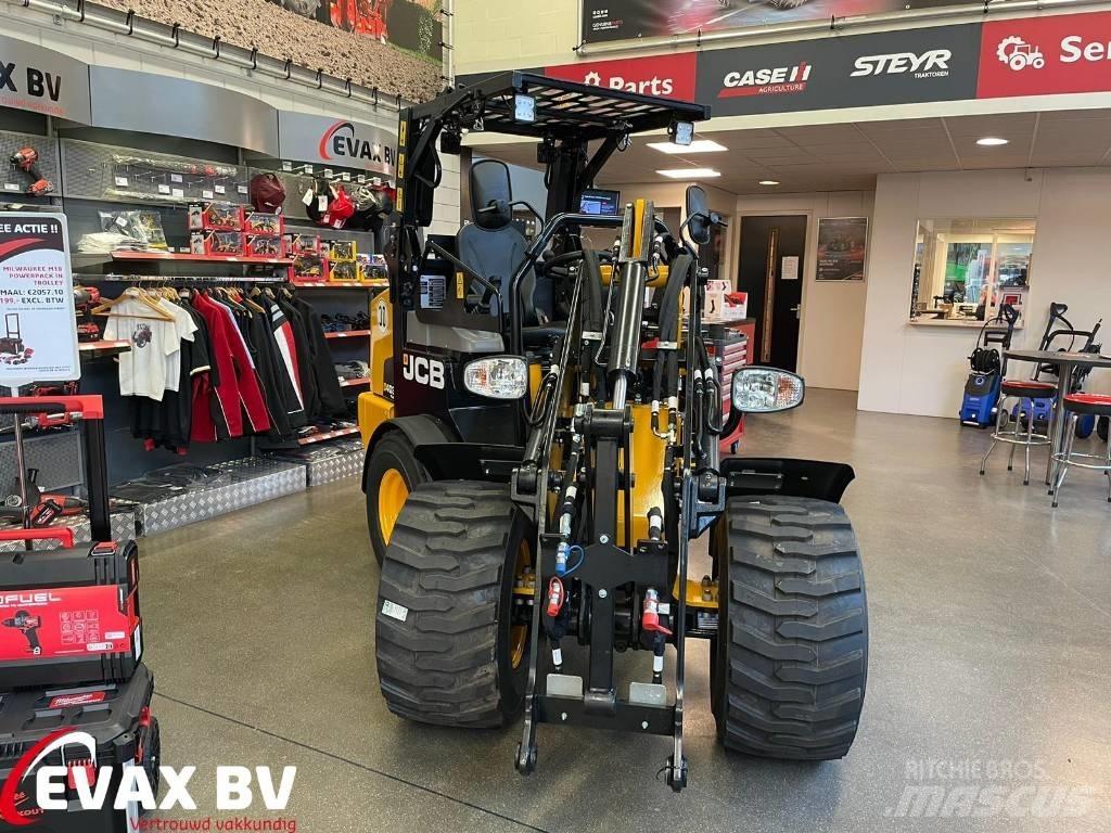 JCB 403 Plus Naudoti ratiniai krautuvai