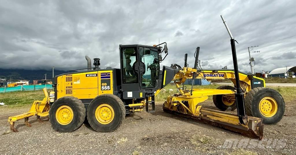 Komatsu GD555-5 Greideriai