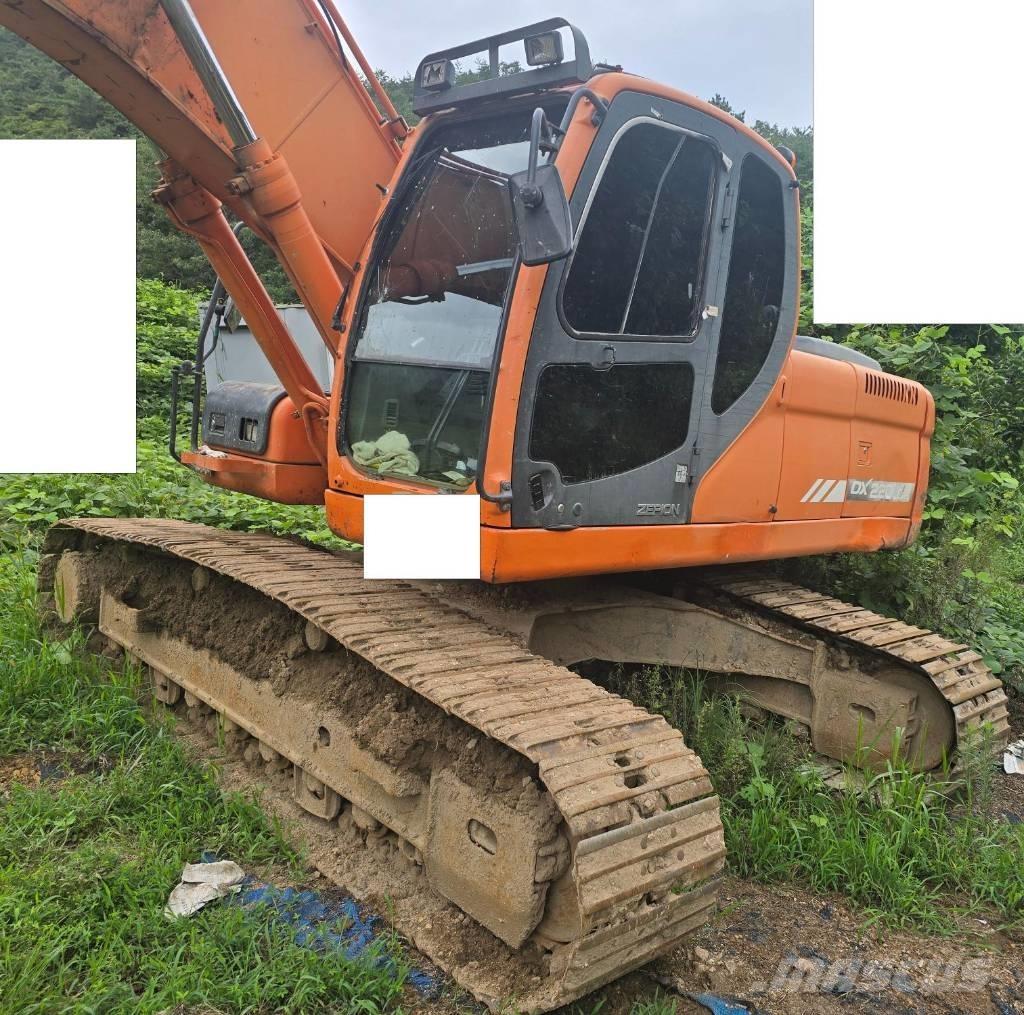 Doosan DX 220 LC-9 Vikšriniai ekskavatoriai
