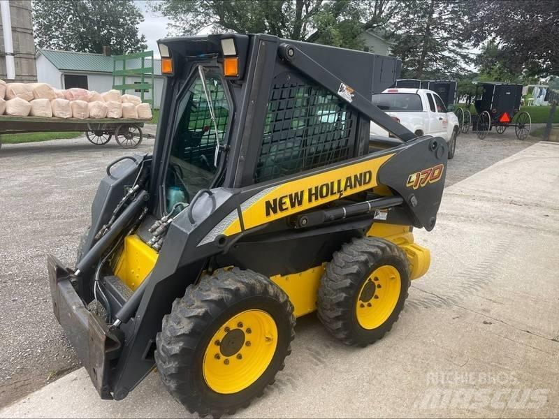 New Holland L 170 Krautuvai su šoniniu pasukimu