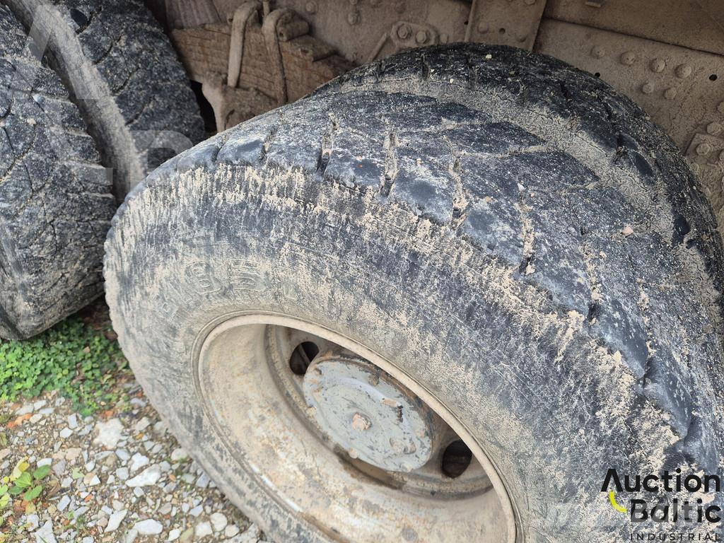 Iveco 260-34 Automobilinės cisternos