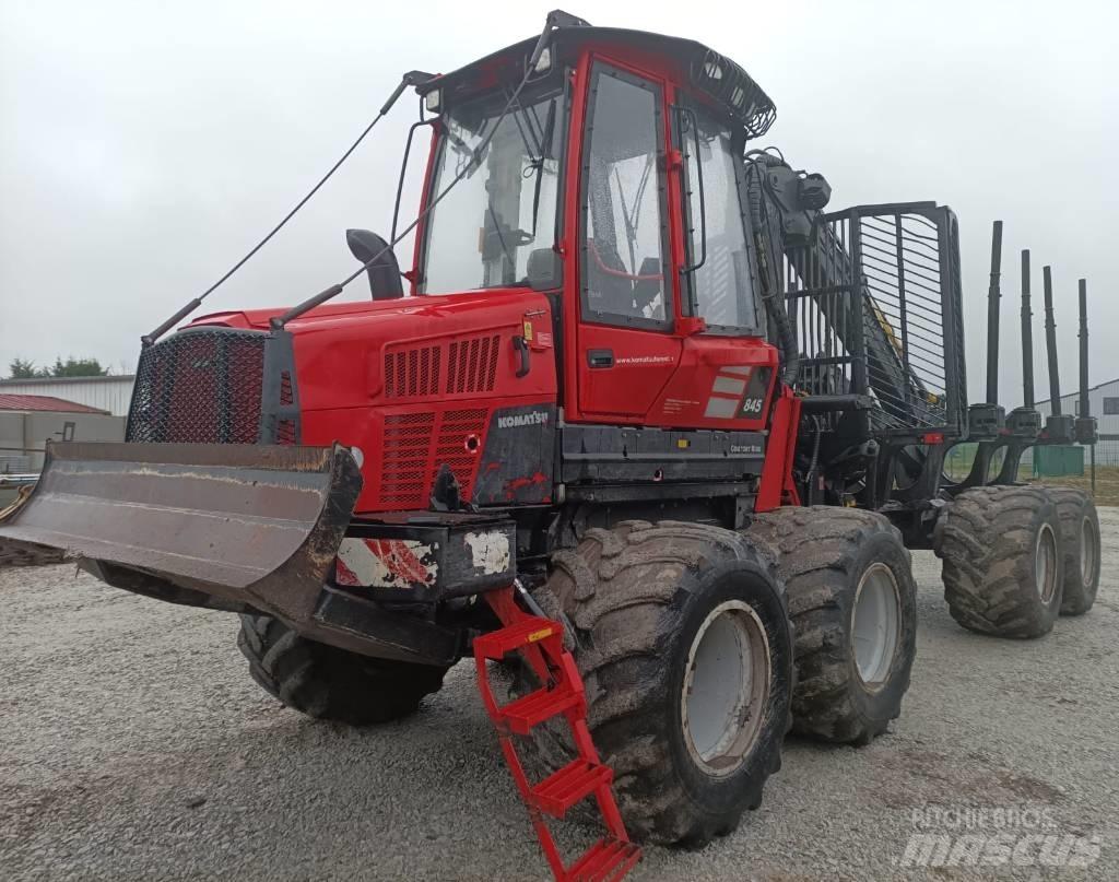 Komatsu 845 Naudoti miškovežiai (Forvarderiai)