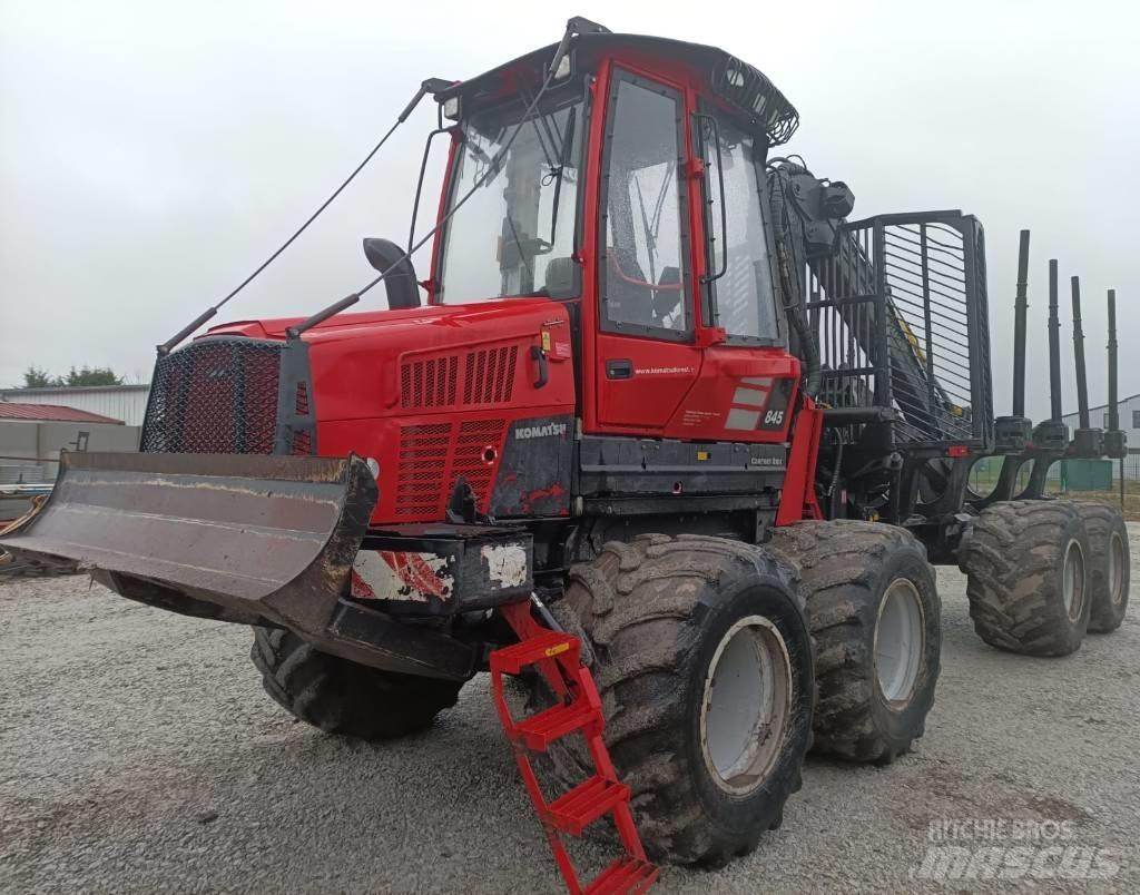 Komatsu 845 Naudoti miškovežiai (Forvarderiai)