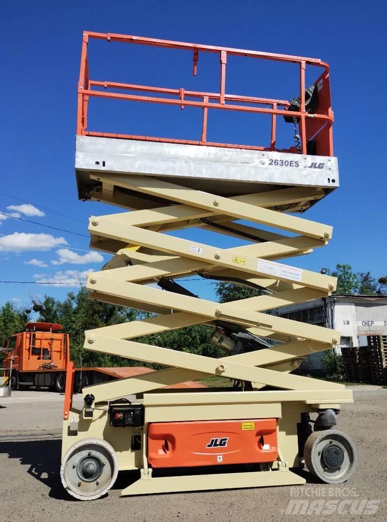 JLG 2630 ES Žirkliniai keltuvai