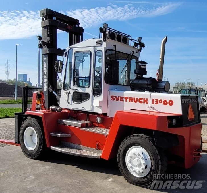 Svetruck 13,6 60-32 Dyzeliniai krautuvai