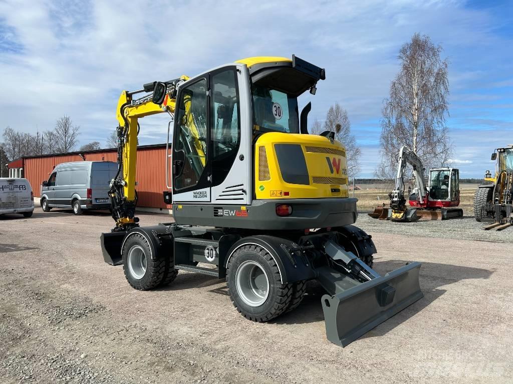 Wacker Neuson EW65 Ratiniai ekskavatoriai