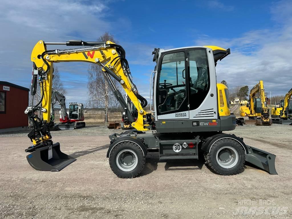 Wacker Neuson EW65 Ratiniai ekskavatoriai