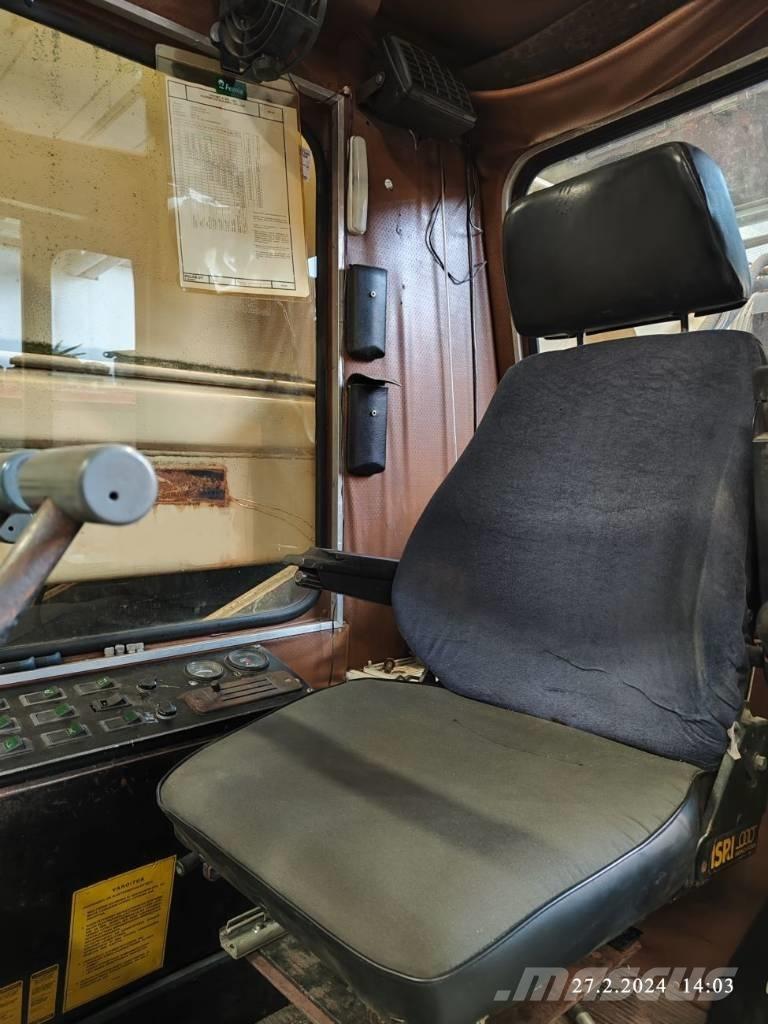 Lokomo A 353 NR Visureigiai kranai