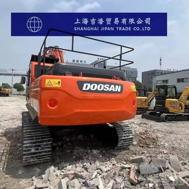 Doosan DX 300 Vikšriniai ekskavatoriai