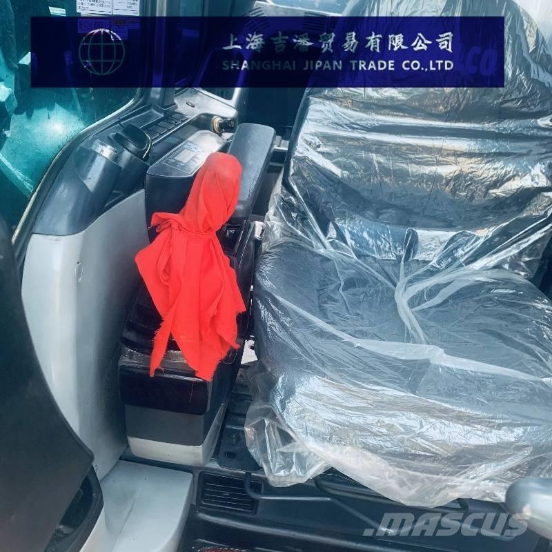 Kobelco SK 200 Vikšriniai ekskavatoriai