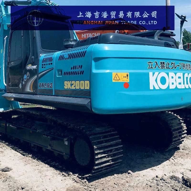 Kobelco SK 200 Vikšriniai ekskavatoriai