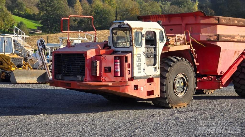 Sandvik TH550 Požeminės kasybos sunkvežimiai