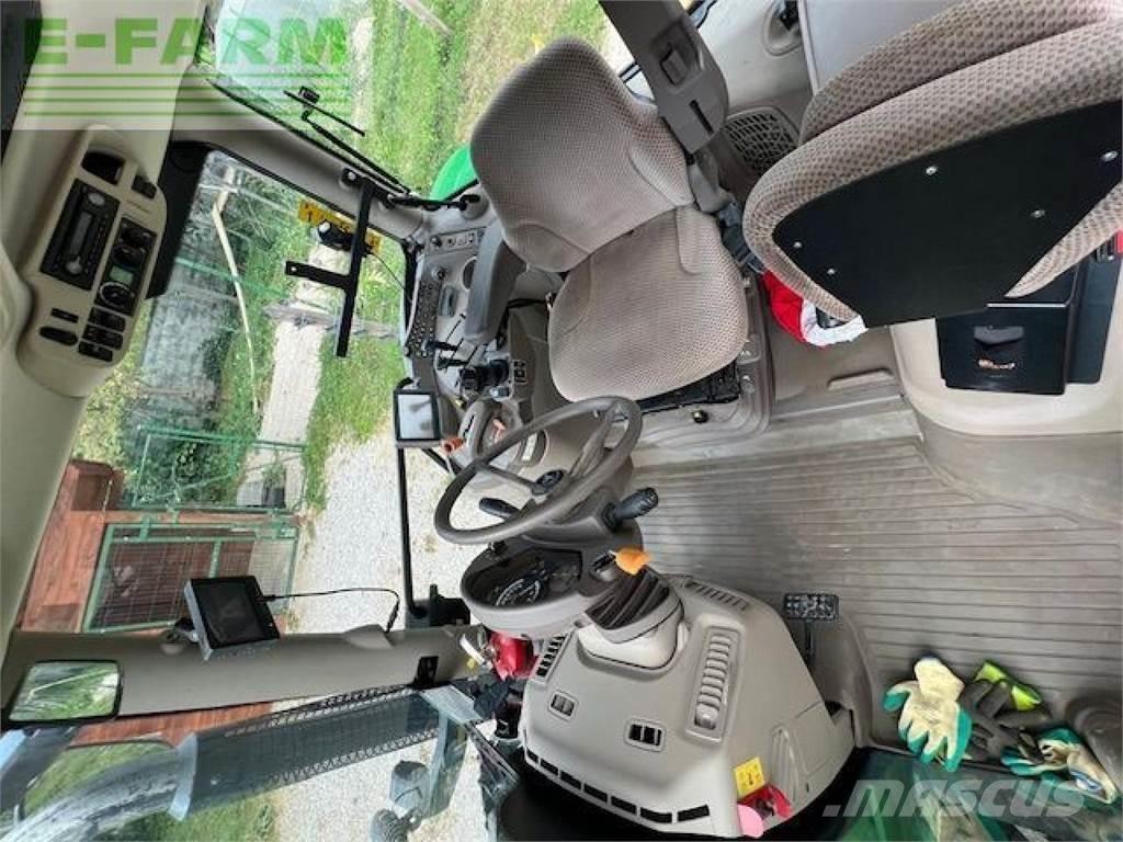 John Deere 6115R Traktoriai