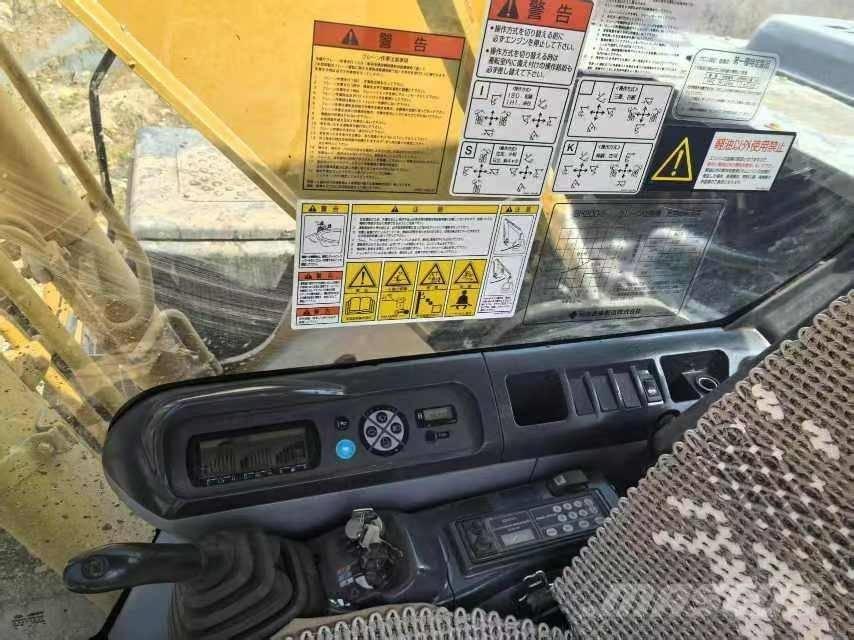 Sumitomo SH200 Vikšriniai ekskavatoriai