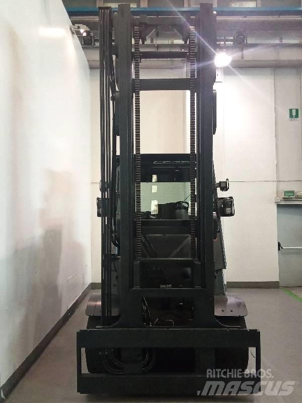Linde E 80 Elektriniai šakiniai krautuvai