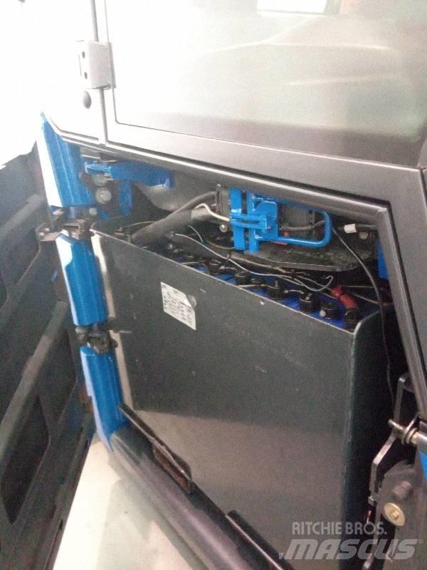Linde E 80 Elektriniai šakiniai krautuvai