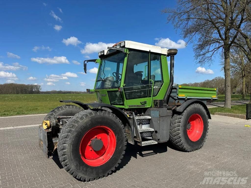 Fendt Xylon 520 Traktoriai