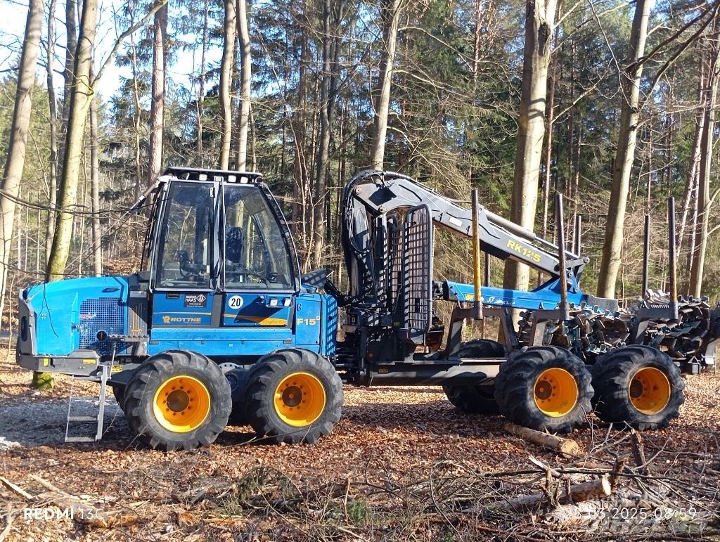 Rottne F15D Naudoti miškovežiai (Forvarderiai)
